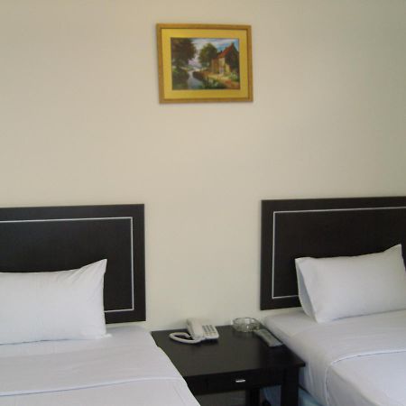 Hotel Orient Johor Bahru Eksteriør billede