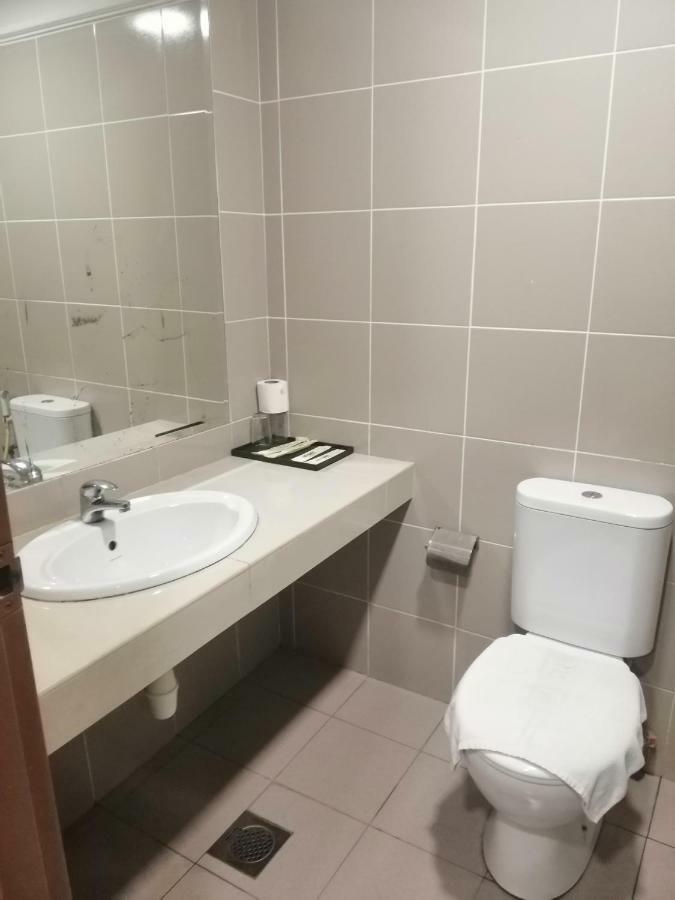 Hotel Orient Johor Bahru Eksteriør billede