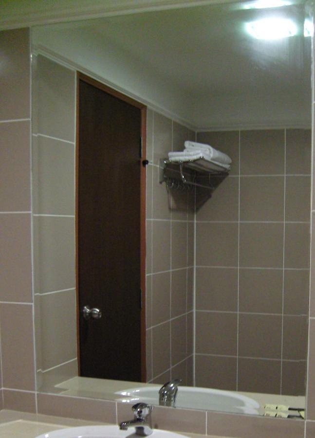 Hotel Orient Johor Bahru Eksteriør billede